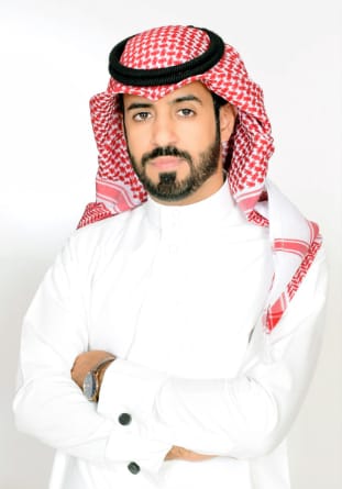 عميد كلية الهندسة وعلوم الحاسب