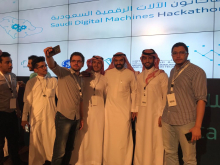 طلاب الكلية يحققون المركز الثاني في مسابقة هاكاثون الآلات الرقمية السعودية